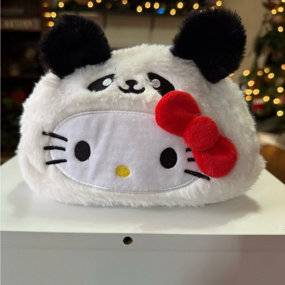New Hello Kitty Panda Make Up Bag
